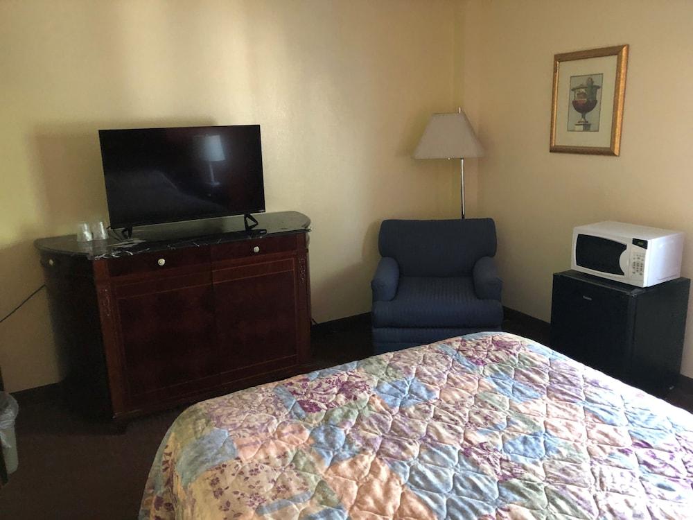 West Hartford Inn Bagian luar foto