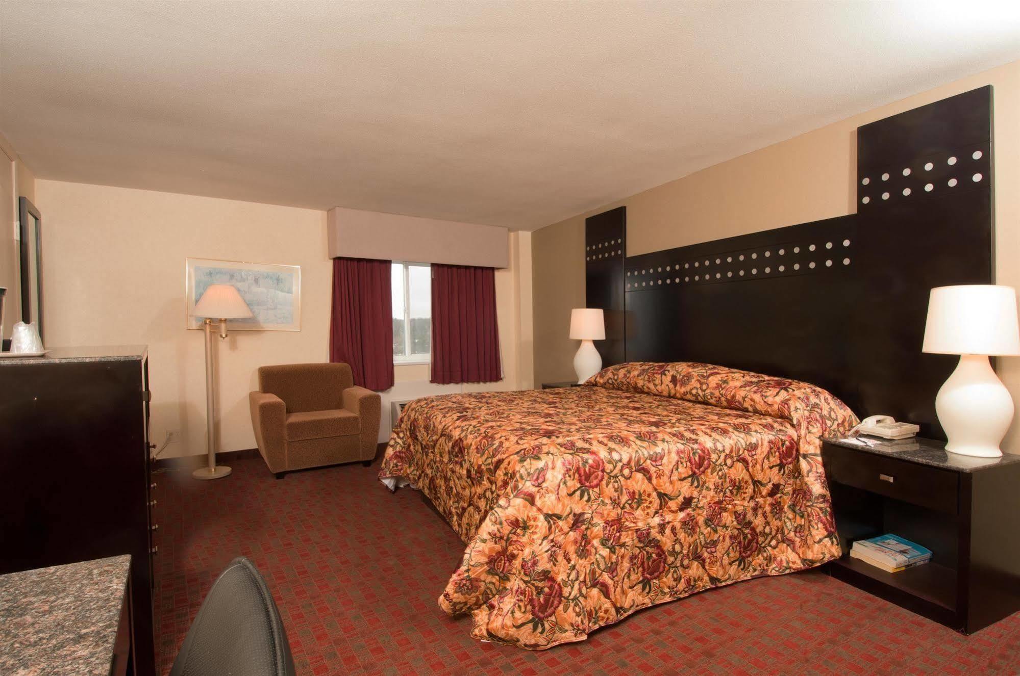 West Hartford Inn Bagian luar foto